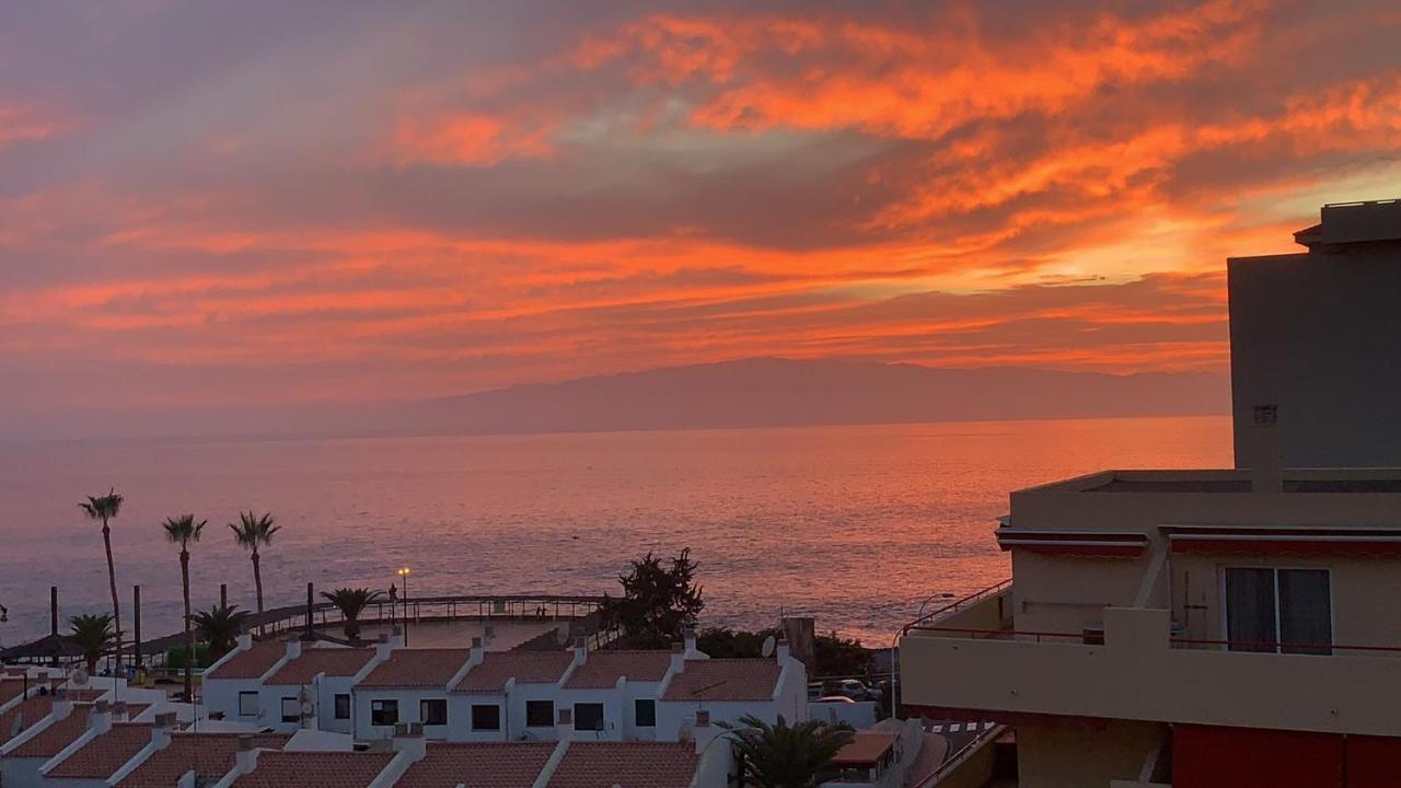 Cozy Beachfront Flat With Pool & Panoramic Sea View Terrace Apartment Puerto de Santiago  Exterior photo